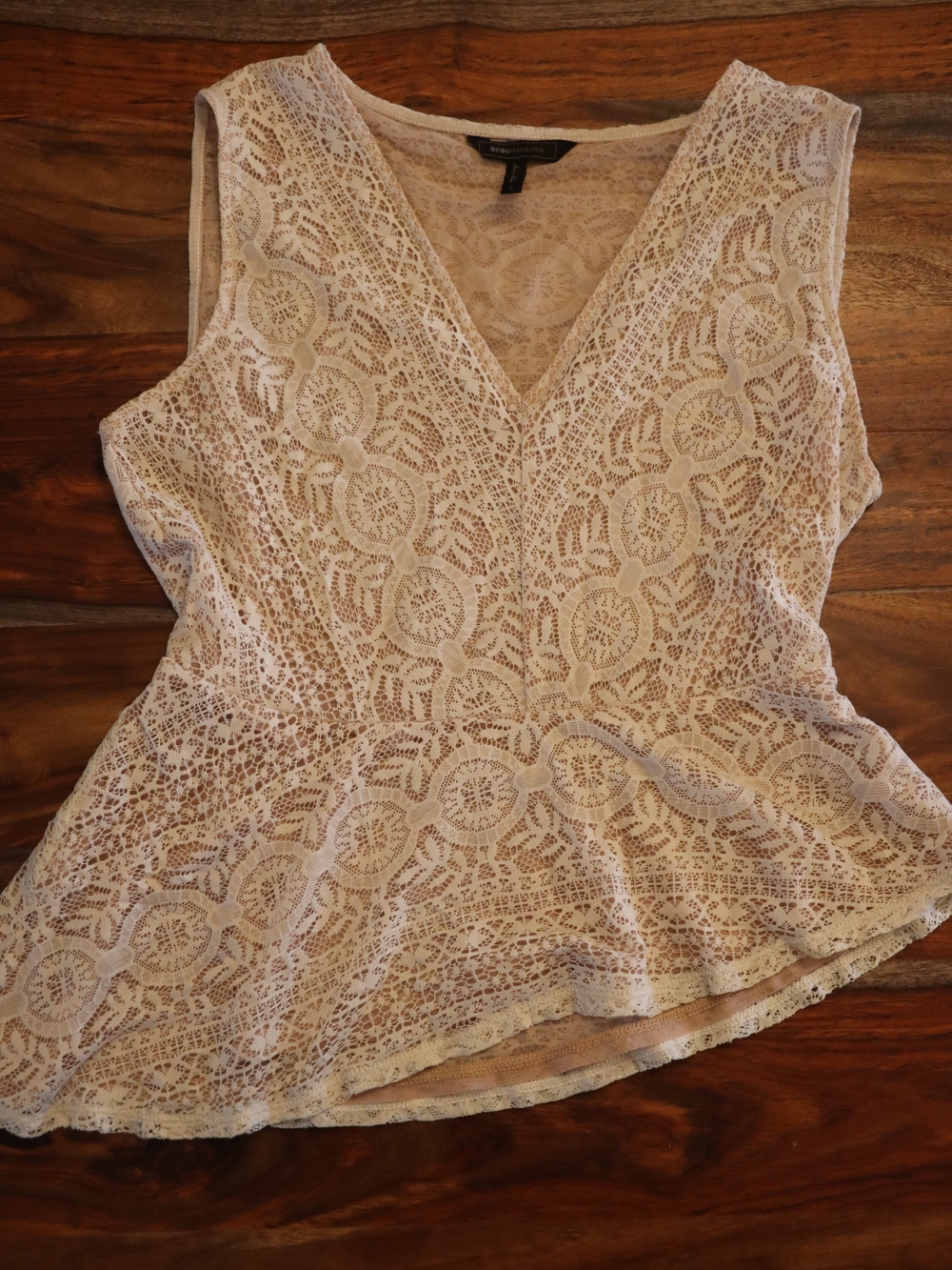 BCBGMaxAzria Cream Lace V-Neck Peplum Camisole